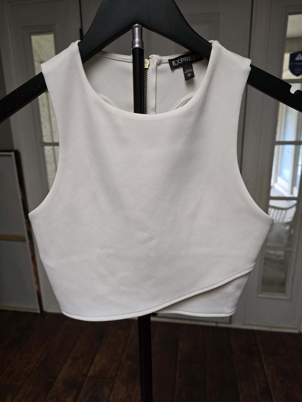 Express White Cropped Tank with Asymmetrical Hem